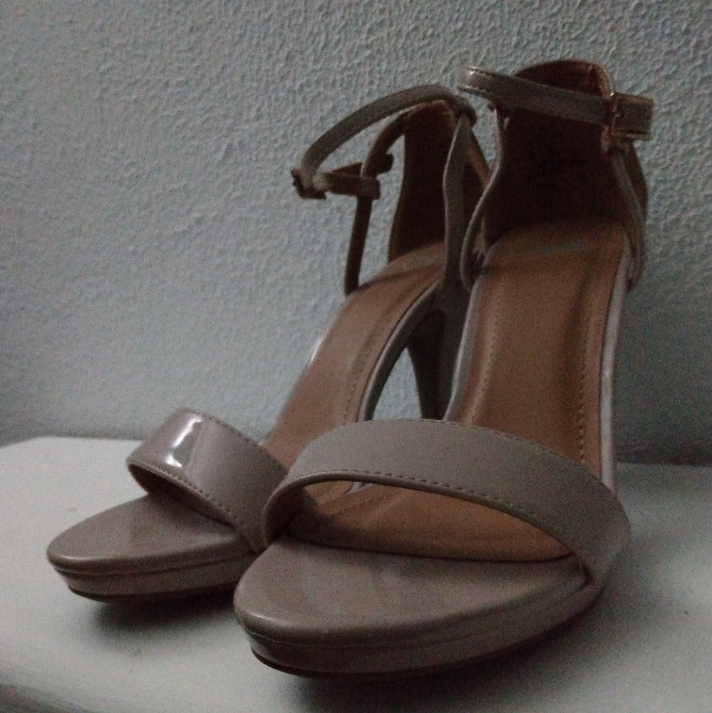CMG nude heels